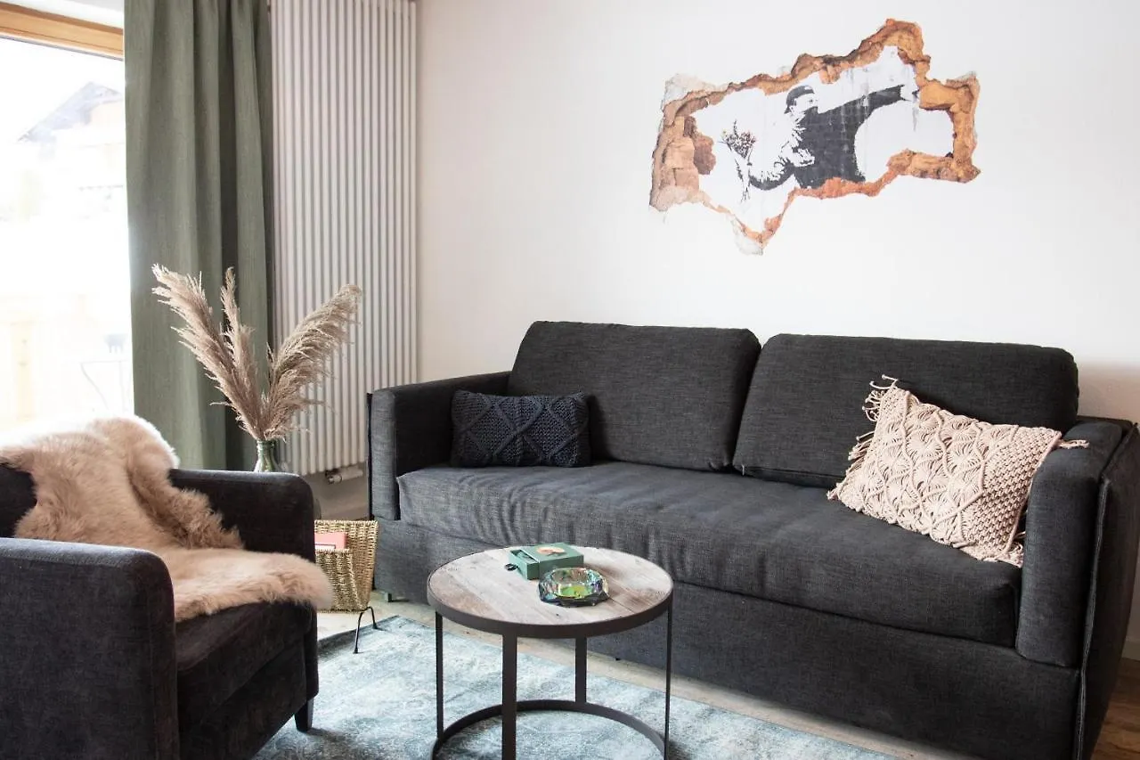 Soho Mountain Resort Gmbh Reit im Winkl Apartment