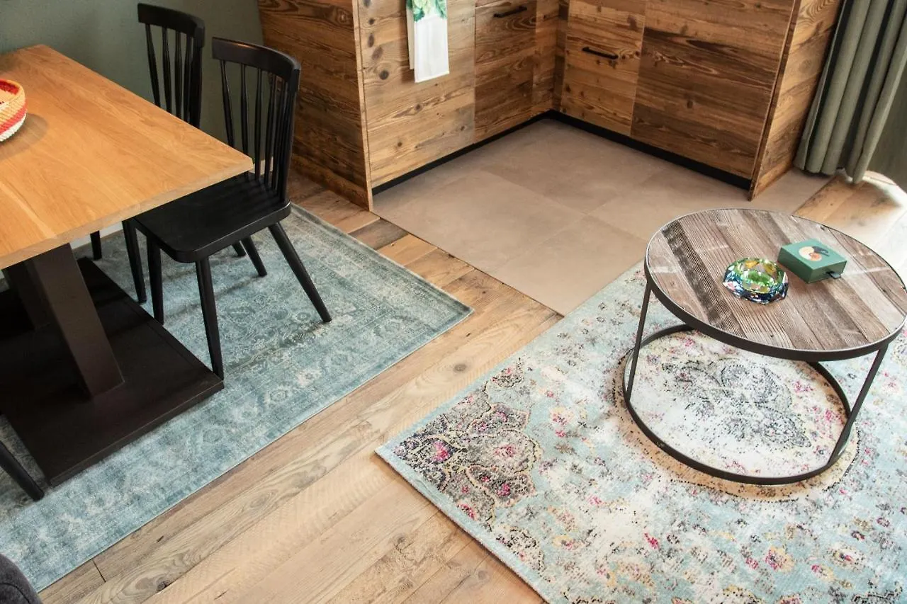 Soho Mountain Resort Gmbh Reit im Winkl Apartment